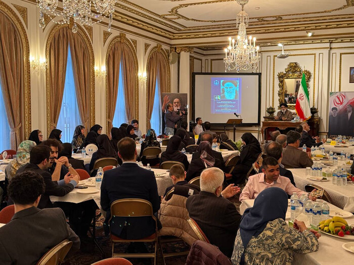 مراسم سالگرد ارتحال امام خمینی (ره) و شهدای خدمت در لندن برگزار شد