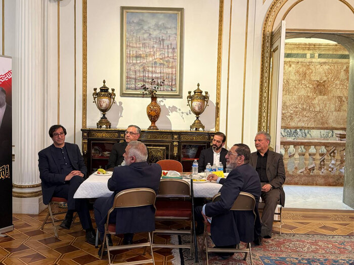 مراسم سالگرد ارتحال امام خمینی (ره) و شهدای خدمت در لندن برگزار شد