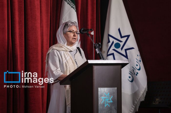 شهداد روحانی: هنرمندان با آثارشان با ابتذال هنری مقابله کنند/رونمایی از «پیتر و گرگ»