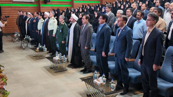 استاندار ایلام: بیمهری به فرزندان شهدا قابل قبول نیست