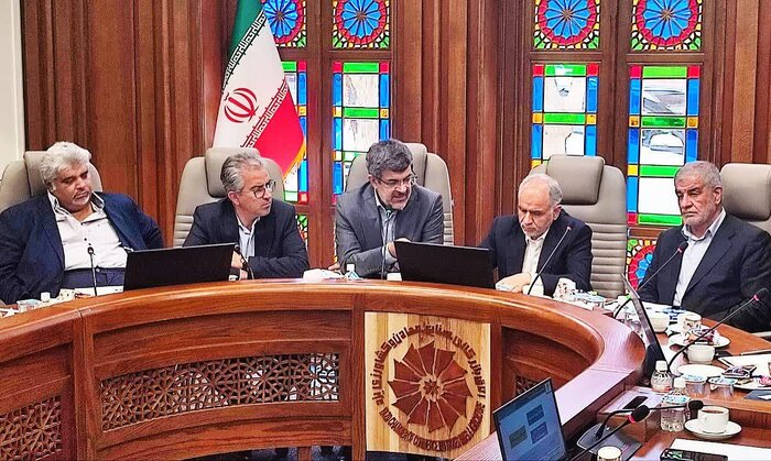 وزیر دادگستری: رفع مشکلات تولید و صنعت، تکلیف همه بخش‌هاست