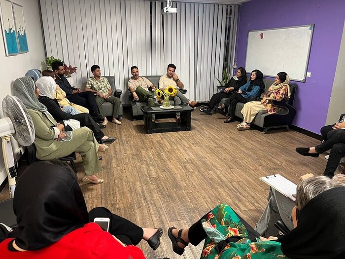 «گیجگاه» فیلمی برای خنده صرف نیست/ فیلمی که سوپرمن ندارد