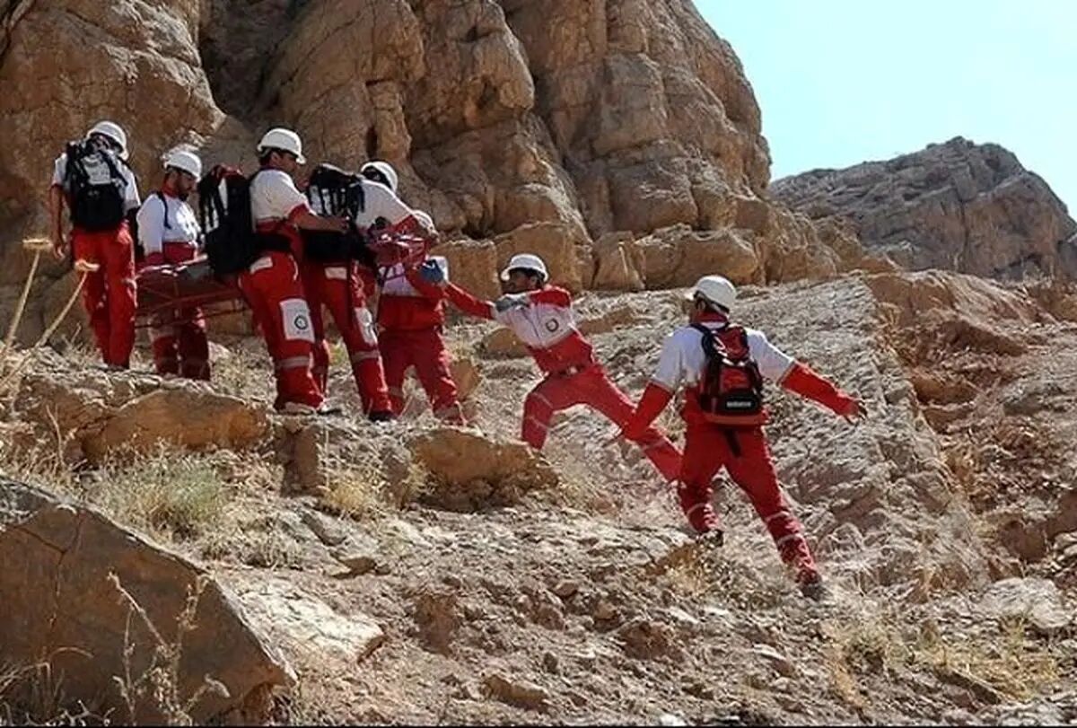 نجات دو جوان طبیعت‌گرد در ارتفاعات «تاله‌جار» اشنویه