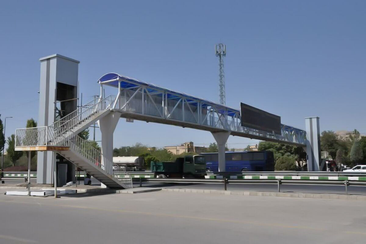 ۲۰ پل عابرپیاده پایتخت صاحب آسانسور می‌شود