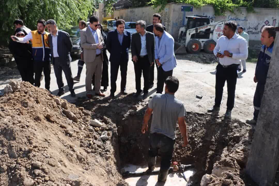 برخورد با ۱۵۰۰ انشعاب غیرمجاز آب و برق در شهریار