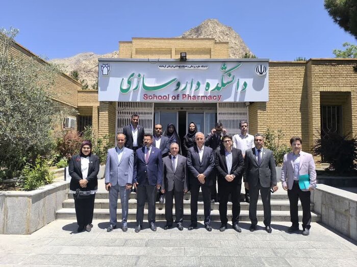 تحصیل ۱۵۰۰ دانشجوی خارجی از ۱۱ کشور دنیا در دانشگاه علوم پزشکی کرمانشاه