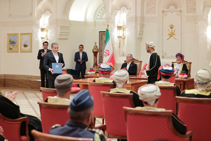 سفر پزشکیان به عمان نقطه عطف توسعه همه جانبه روابط دو کشور بود