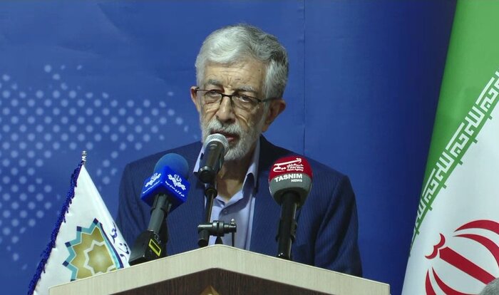 حداد عادل: ما زیرساخت های لازم برای آموزش فارسی را به عنوان وظیفه خود می دانیم