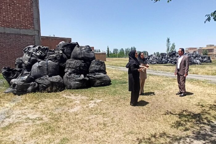 کشف محموله ۳۰۰ تُنی پسماند آلوده در مهاباد