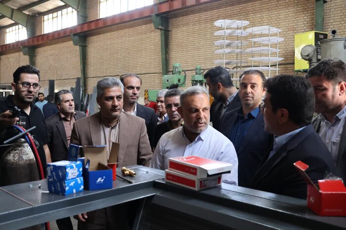 مسیر رونق اقتصادی بهارستان با حمایت از تولید  هموار می‌شود