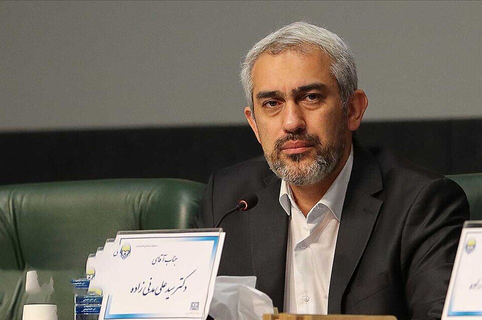 سید علی مدنی‌زاده به عنوان وزیر پیشنهادی اقتصاد به مجلس معرفی شد