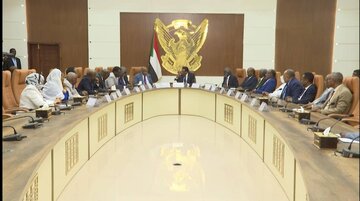 کابینه سودان منحل شد