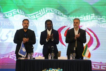 قرارداد امضا شد؛ سیدورف رسما همکاری با استقلال را آغاز کرد + فیلم