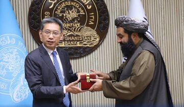 چین خواهان گسترش همکاری‌های بانکی با طالبان شد