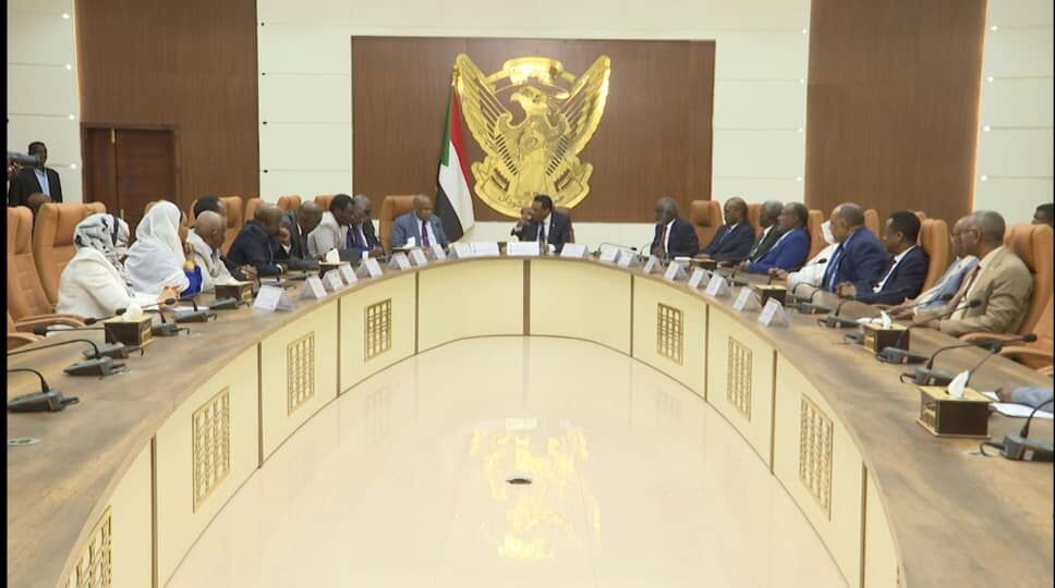 کابینه سودان منحل شد