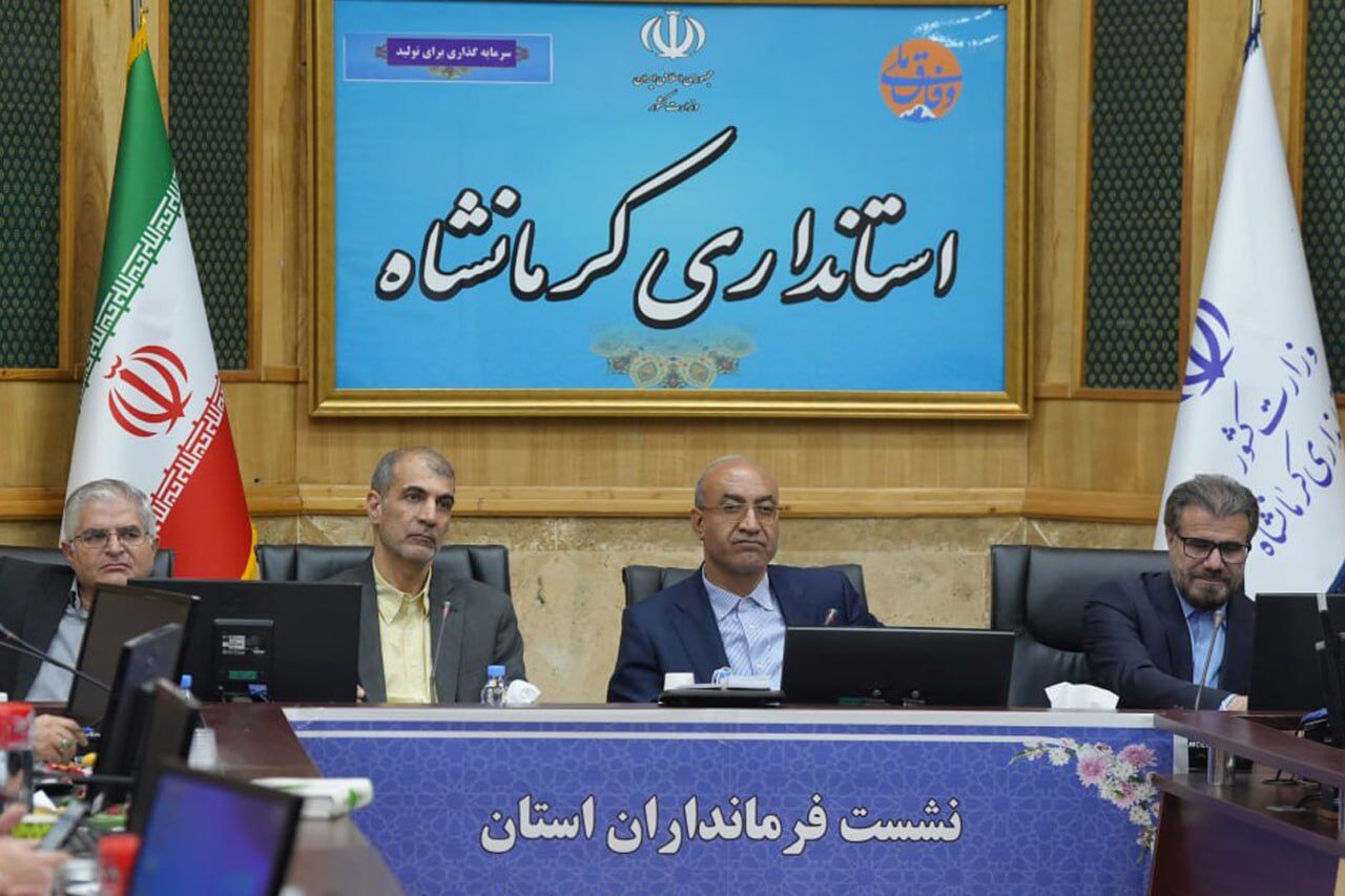 استاندار کرمانشاه: فرمانداران مصوبات سفر رییس‌جمهور را هفتگی پیگیری کنند