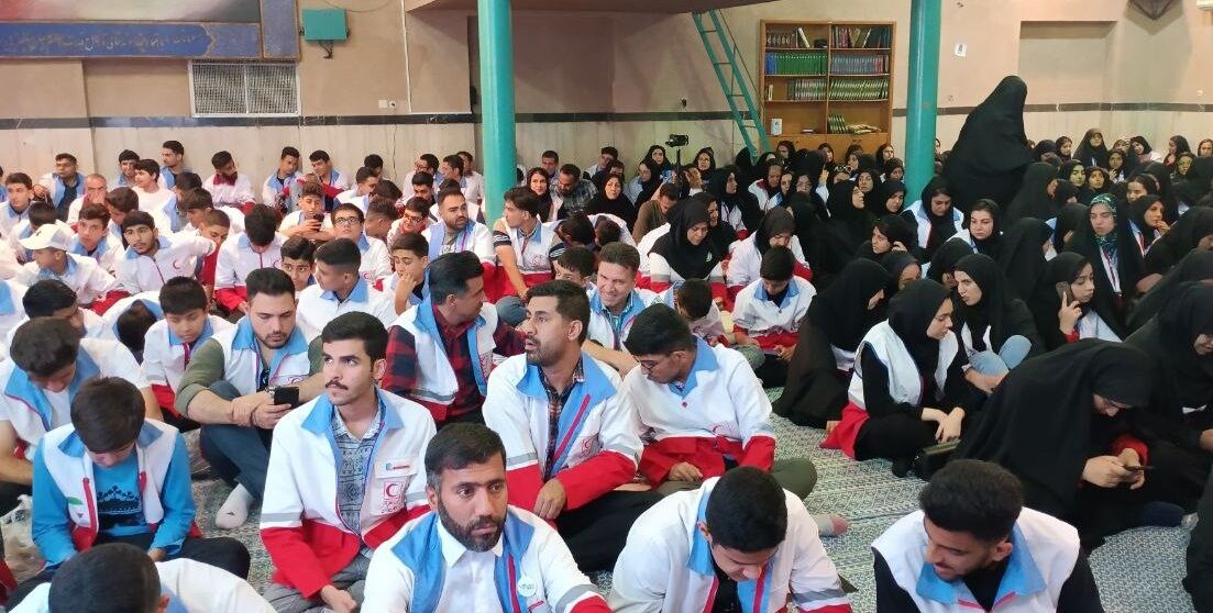 تجدید میثاق جوانان هلال احمر با آرمان‌های امام راحل