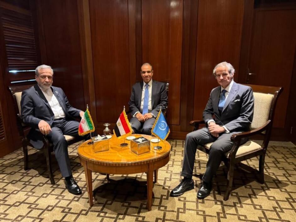 Foreign Minister Araqchi and IAEA chief meet in Cairo