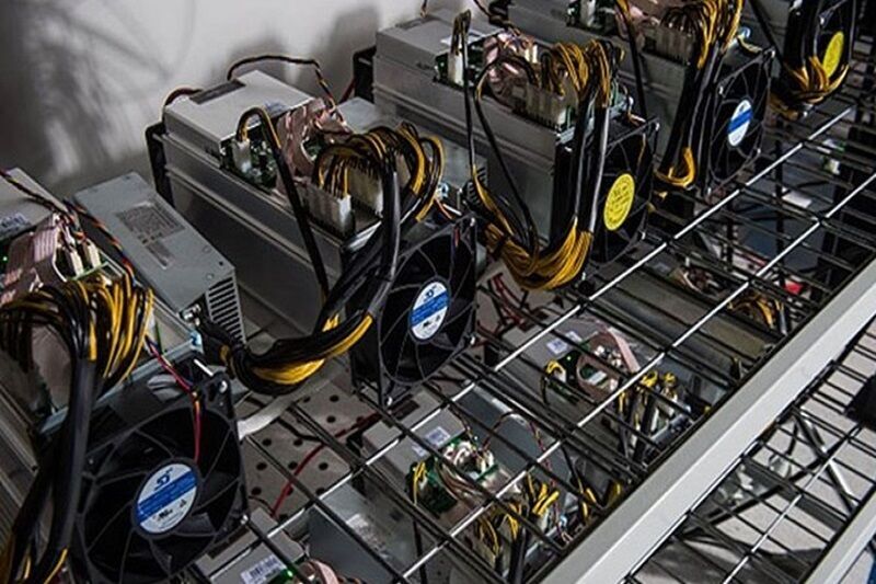 ۳۶ دستگاه ماینر استخراج بیت‌کوین در نمین کشف شد
