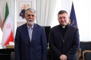 La rencontre entre l'ambassadeur du Vatican et le ministre iranien de la Culture