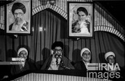 La presencia del Líder de la Revolución en las 35 ceremonias de aniversario del fallecimiento del Imam Jomeiní