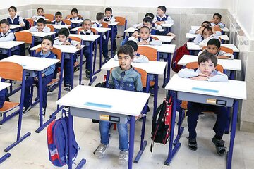 ترمیم شهریه‌ مدارس غیردولتی فارس، ضروری و سوال‌برانگیز