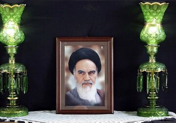 استاد دانشگاه شهرکرد: امام خمینی(ره) الگویی تاریخی در حکمرانی دینی بودند