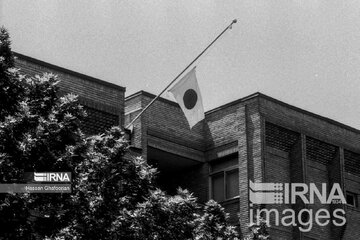 IRNA publica una serie de fotografías nunca antes vistas del funeral más grande del mundo