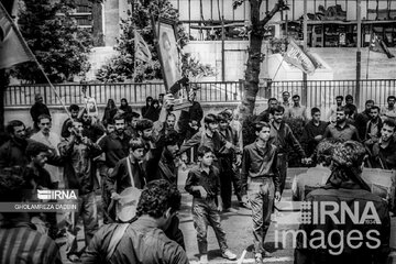 IRNA publica una serie de fotografías nunca antes vistas del funeral más grande del mundo