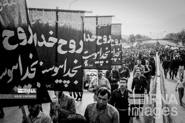 IRNA publica una serie de fotografías nunca antes vistas del funeral más grande del mundo
