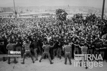 IRNA publica una serie de fotografías nunca antes vistas del funeral más grande del mundo