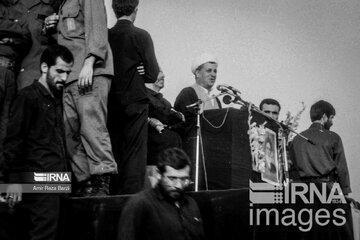 IRNA publica una serie de fotografías nunca antes vistas del funeral más grande del mundo
