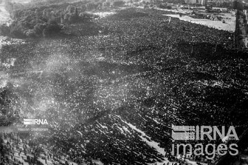 IRNA publica una serie de fotografías nunca antes vistas del funeral más grande del mundo