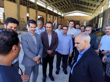 معاون وزیر صمت: مشکلات شهرک صنعتی لردگان رفع می‌شود