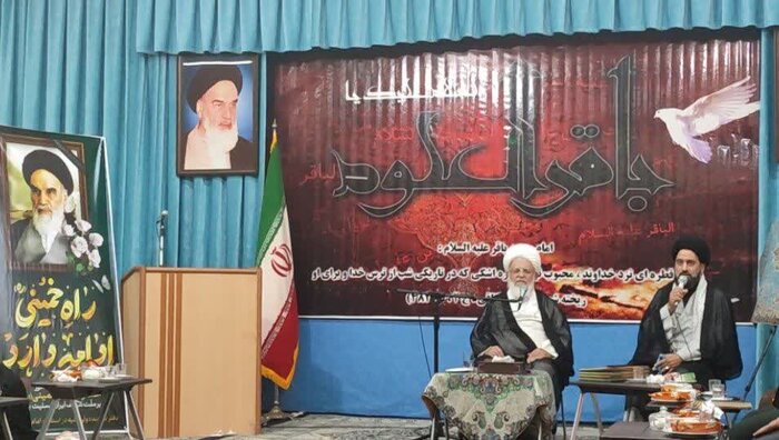 امام جمعه یزد: مسجد، عامل اتحاد و همبستگی مردم است