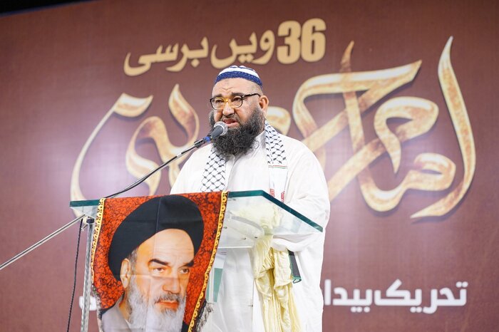 برگزاری اجتماع باشکوه بزرگداشت سالگرد ارتحال امام خمینی (ره) در کراچی + عکس