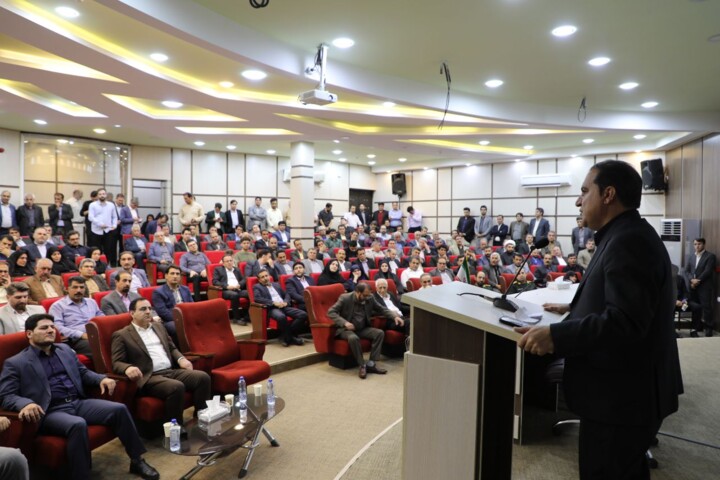 تأکید استاندار ایلام بر بهره‌گیری فناورانه از منابع نوین انرژی و جذب سرمایه‌گذار