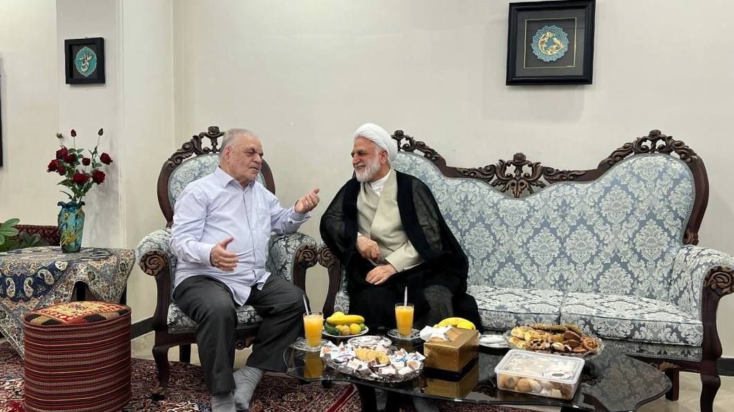 حضور رئیس قوه قضاییه در منزل «عزت‌الله مطهری» از مبارزان شاخص دوران انقلاب
