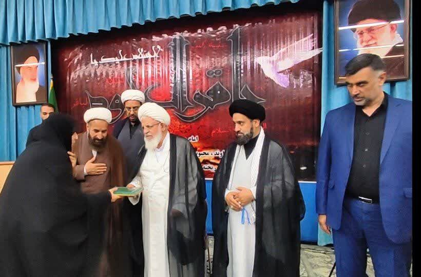 امام جمعه یزد: مسجد، عامل اتحاد و همبستگی مردم است