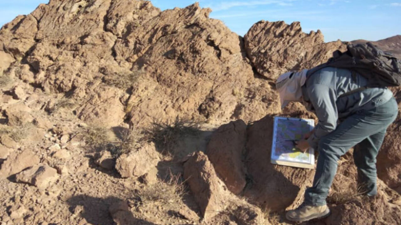 اشتغال ۱۵۰۰ نفر در معادن رُشتخوار خراسان رضوی+ فیلم اشتغال ۱۵۰۰ نفر در معادن رُشتخوار خراسان رضوی+ فیلم