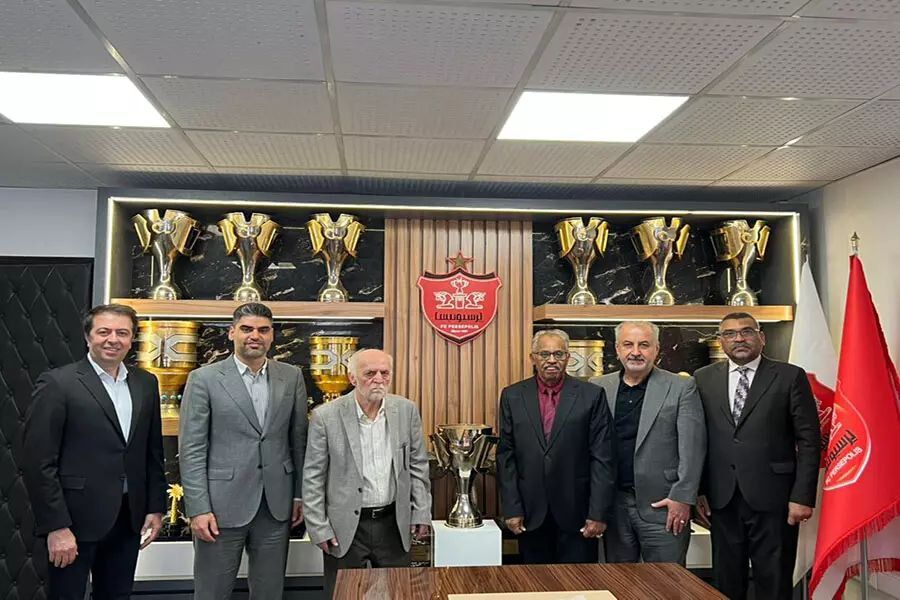 دیدار سفیر سودان با مدیرعامل پرسپولیس با هدف همکاری مشترک