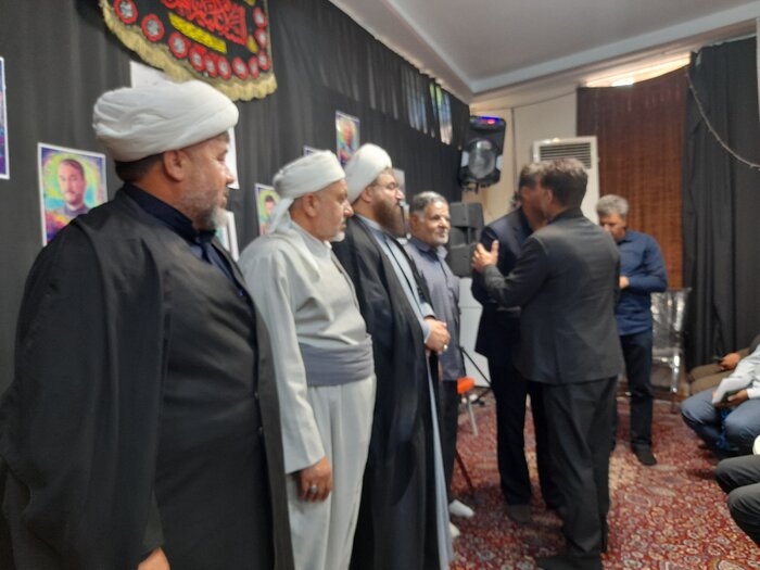 امام جمعه قصرشیرین: رویداد اربعین با محوریت مردم برگزار شود
