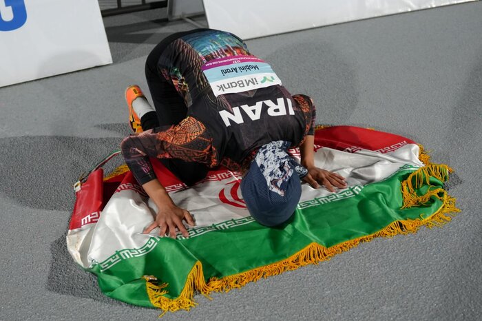 مبینی: نمیدانستم اولین بانوی طلایی ایران در آسیا هستم/برای قهرمانی از همه چیز گذشتم