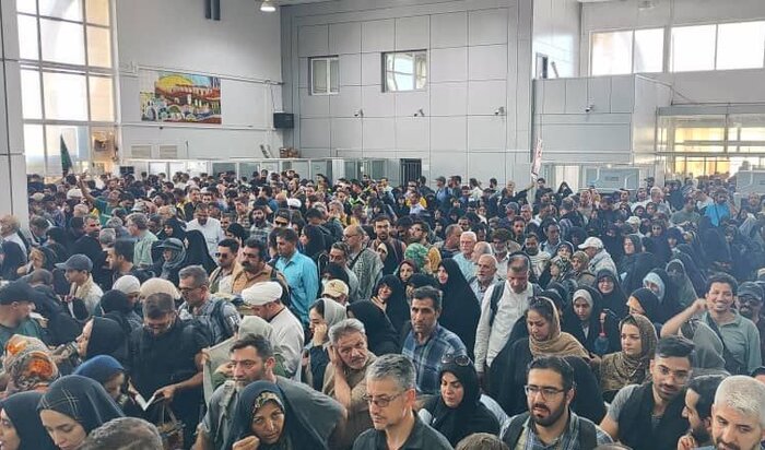 افزایش درهای ورودی در مرز مهران به ۱۴ مورد