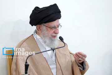 Les gouvernements musulmans doivent bloquer toutes les voies d'aide au régime sioniste (l’ayatollah Khamenei)