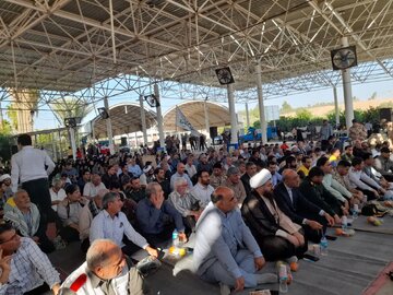 دعای عرفه در مرز خسروی دروازه کربلا طنین‌انداز شد