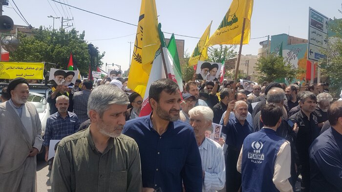 مردم قم در سالروز قیام ۱۵ خرداد با آرمانهای امام راحل تجدید میثاق کردند