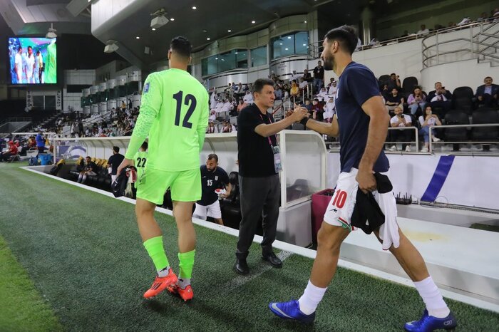 هشدار پیشکسوت فوتبال به قلعهنویی؛ بازیکنان میخواهند اخراجت کنند