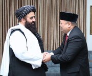 متقی: امارت اسلامی به دنبال گسترش روابط مثبت با اندونیزیا است