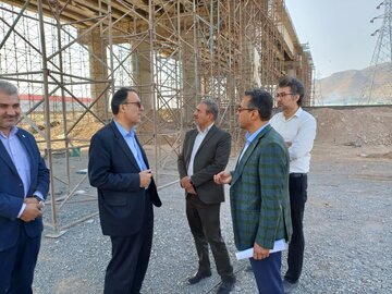 انتقاد نماینده مجلس از عدم همکاری بانک‌ها در تأمین نقدینگی شهرک‌های صنعتی